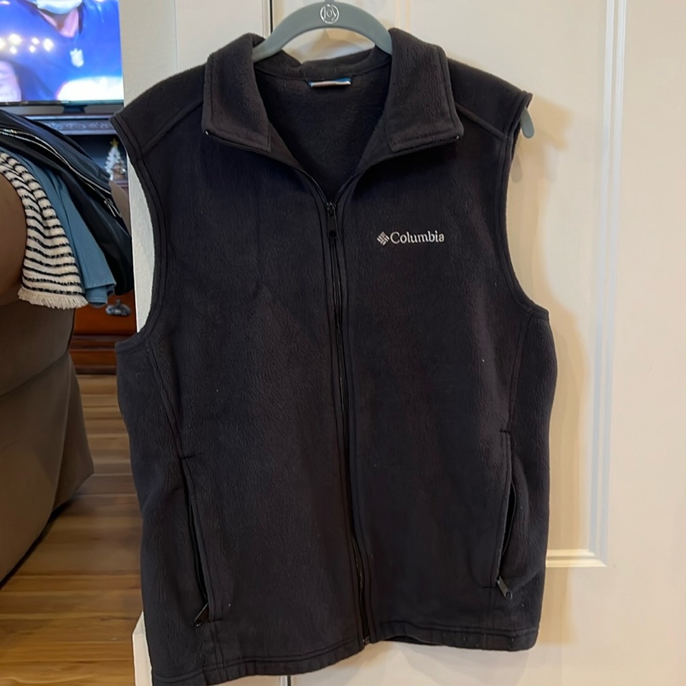 Black Columbia vest